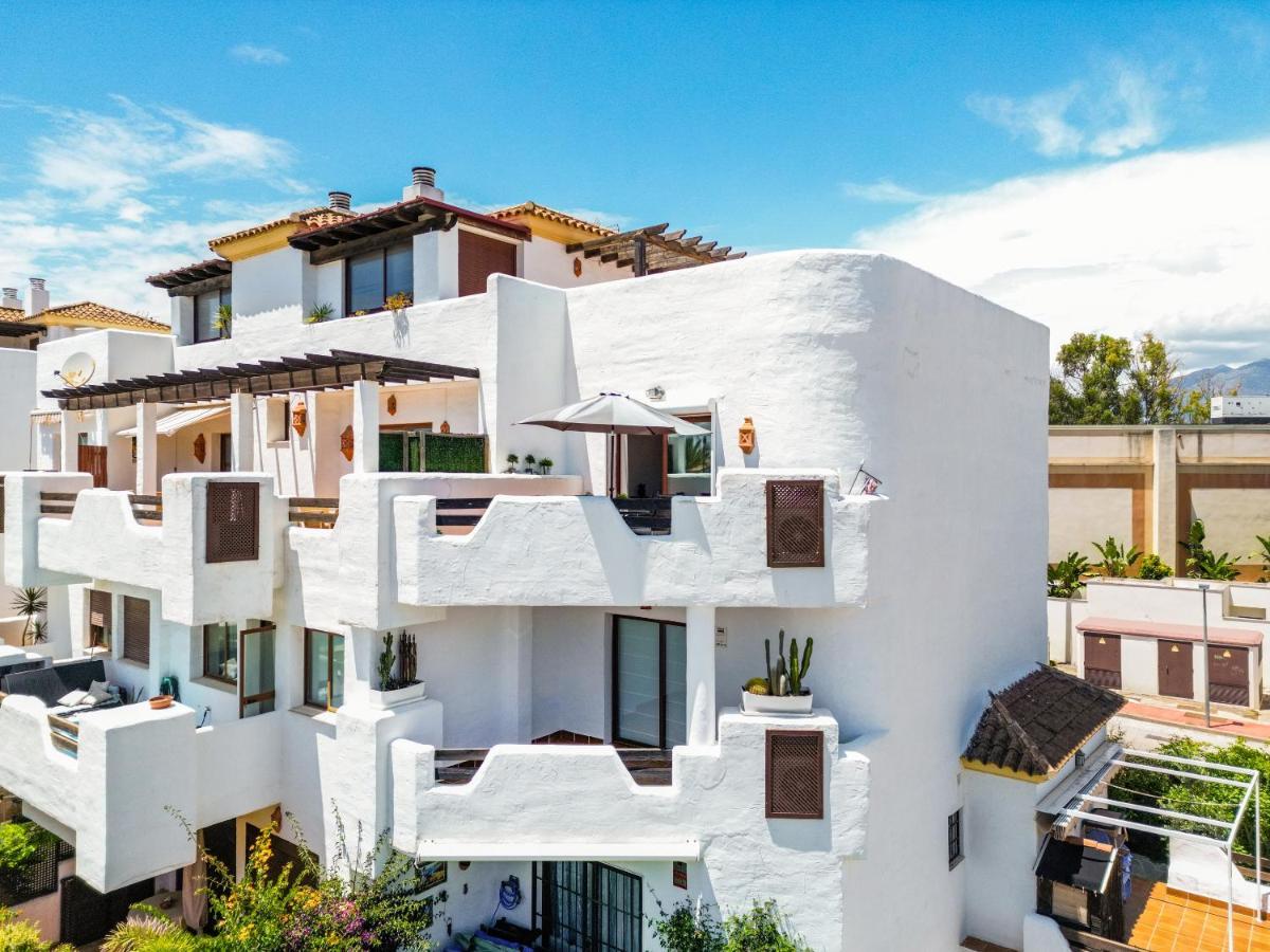 2 Bedroom Close To The Sea * Estepona