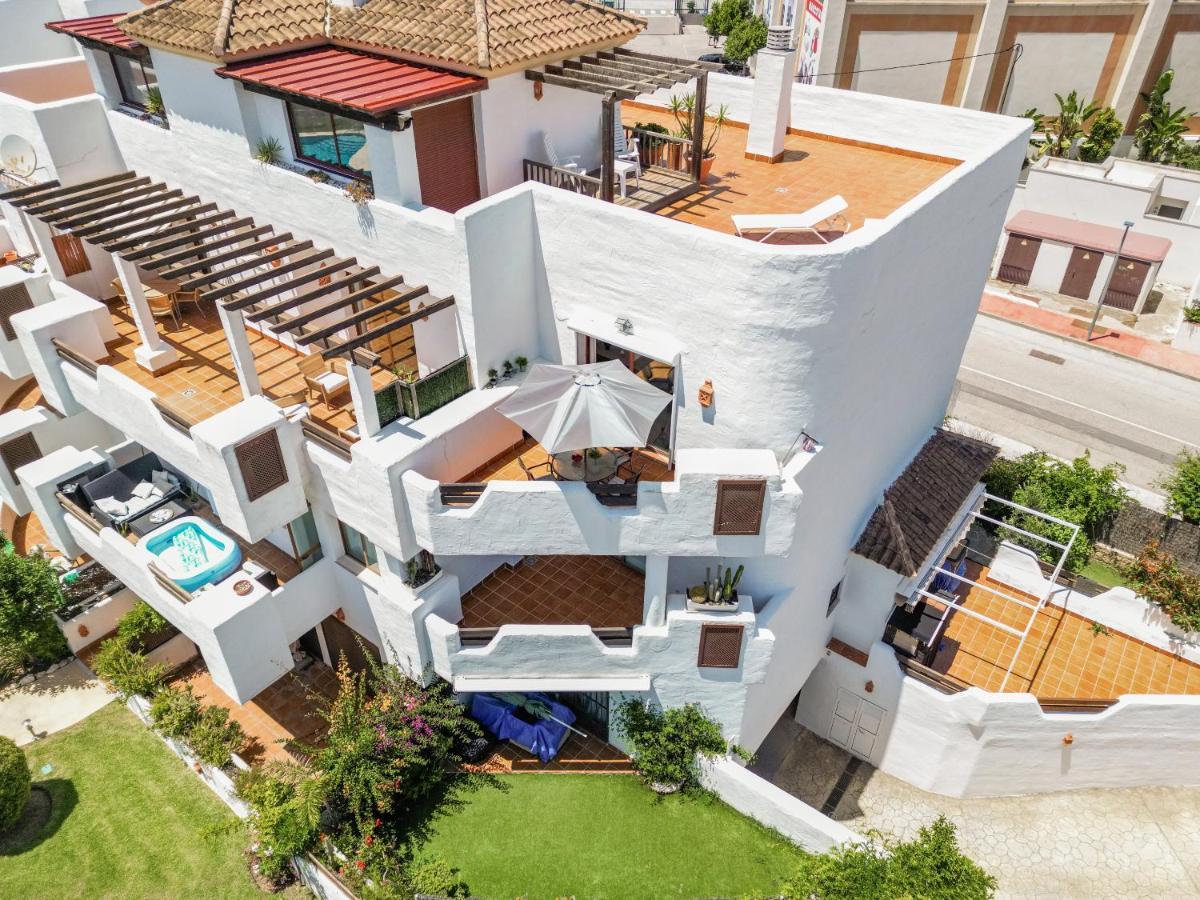 2 Bedroom Close To The Sea Apartment Estepona